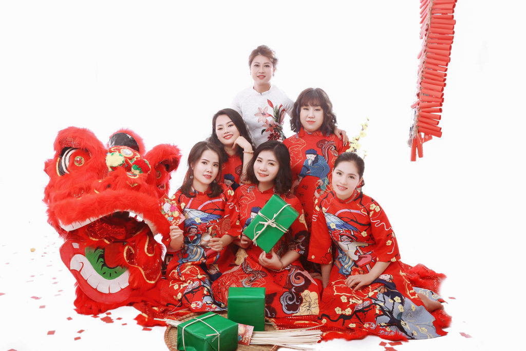 Đội ngũ giáo viên dạy học nail chuyên nghiệp