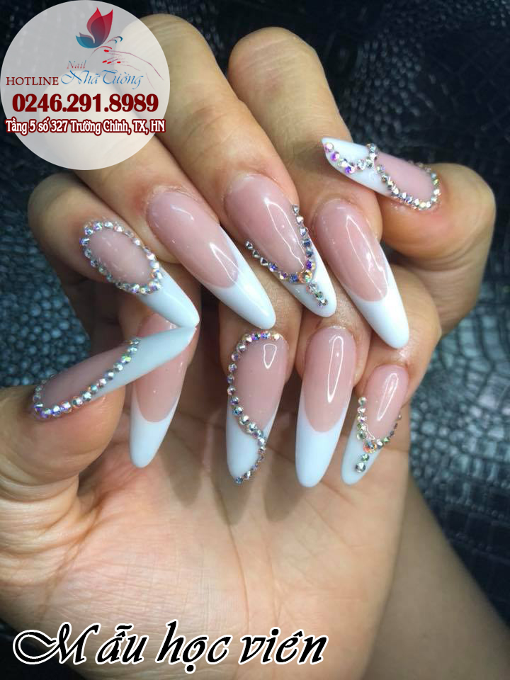 Dạy học nail cấp bằng quốc tế