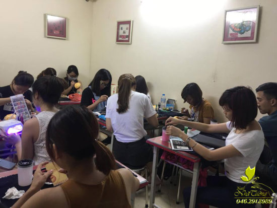 dạy nail ở bình dương chuyên nghiệp