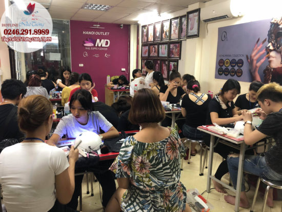Dạy nail cho người đi nước ngoài ở Hà Nội uy tín