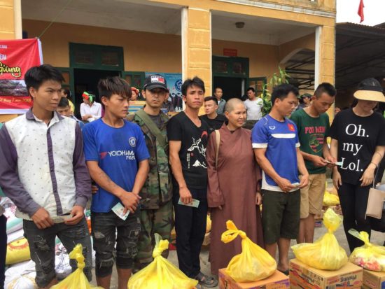 HOẠT ĐỘNG TỪ THIỆN : Nail Nhã Tường kêu gọi ủng hộ lũ lụt Hà Giang