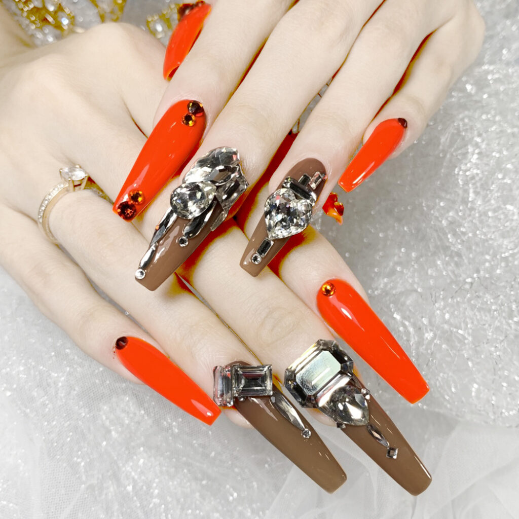 dạy nail đi nước ngoài