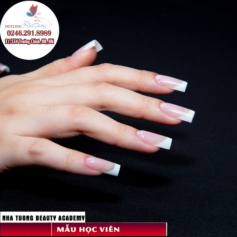 hoc-nail-di-nuoc-ngoai-1