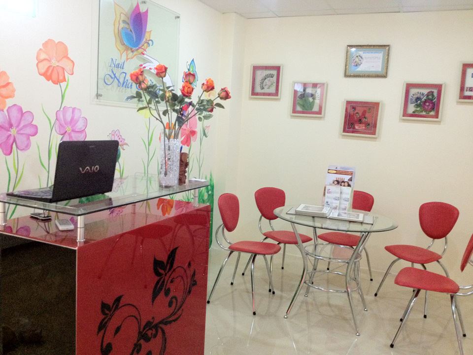 học nail cơ bản-nailnhatuong.com.vn